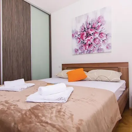 Διαμέρισμα One-bedroom In Okrug Gornji